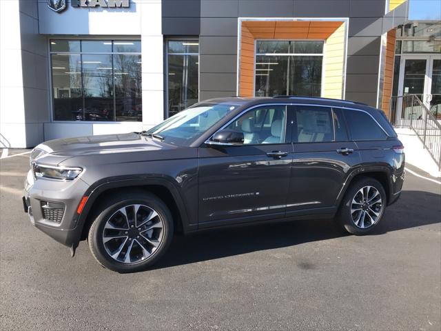 2023 Jeep Grand Cherokee GRAND CHEROKEE OVERLAND 4X4