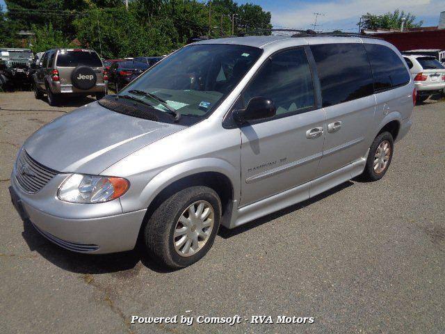 2003 Chrysler Town & Country LX