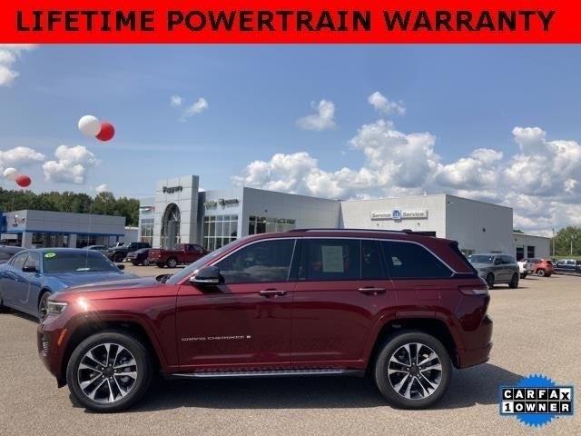 2022 Jeep Grand Cherokee Overland 4x2