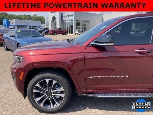 2022 Jeep Grand Cherokee Overland 4x2
