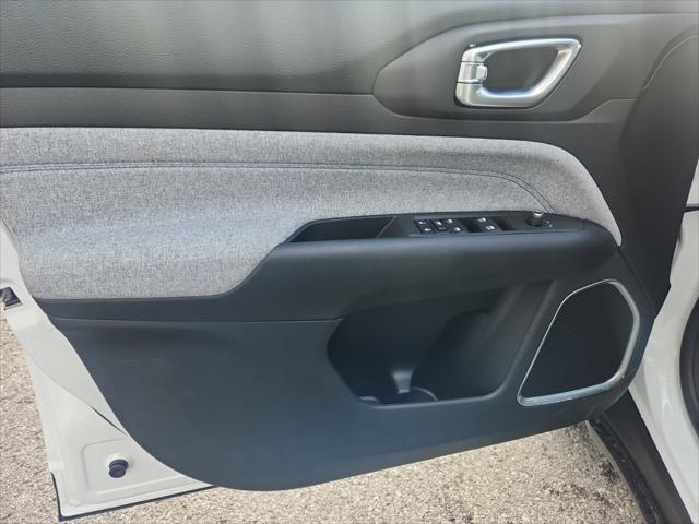 2022 Jeep Compass COMPASS LATITUDE 4X4