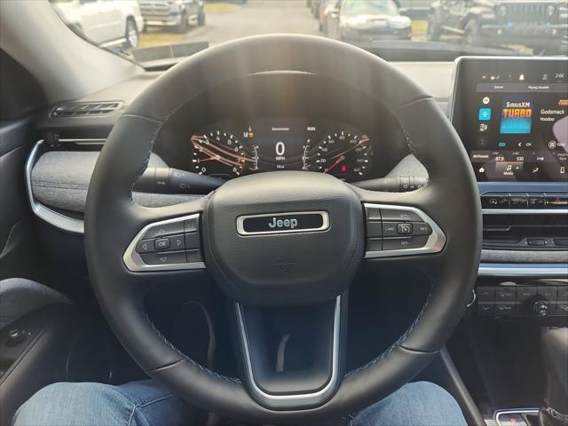 2022 Jeep Compass COMPASS LATITUDE 4X4