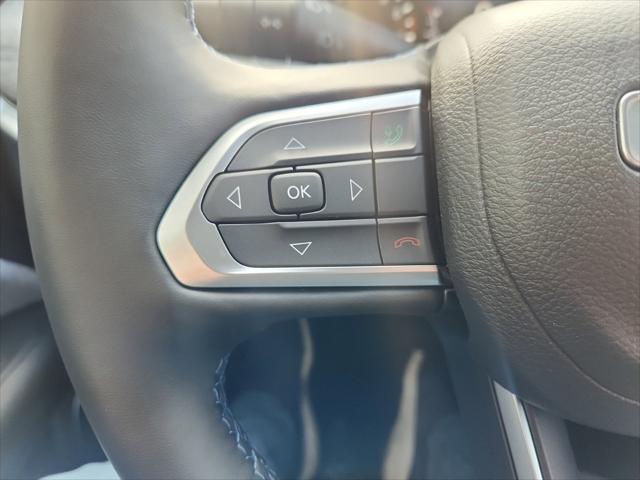 2022 Jeep Compass COMPASS LATITUDE 4X4