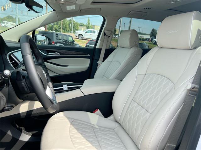 2023 Buick Enclave AWD Avenir