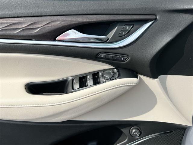 2023 Buick Enclave AWD Avenir