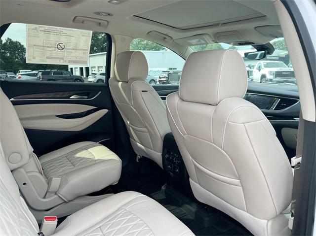2023 Buick Enclave AWD Avenir