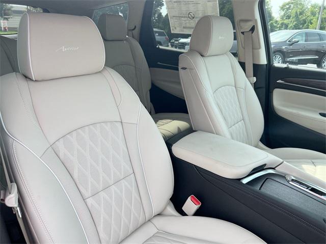 2023 Buick Enclave AWD Avenir
