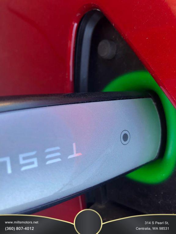 2015 Tesla Model S 85D