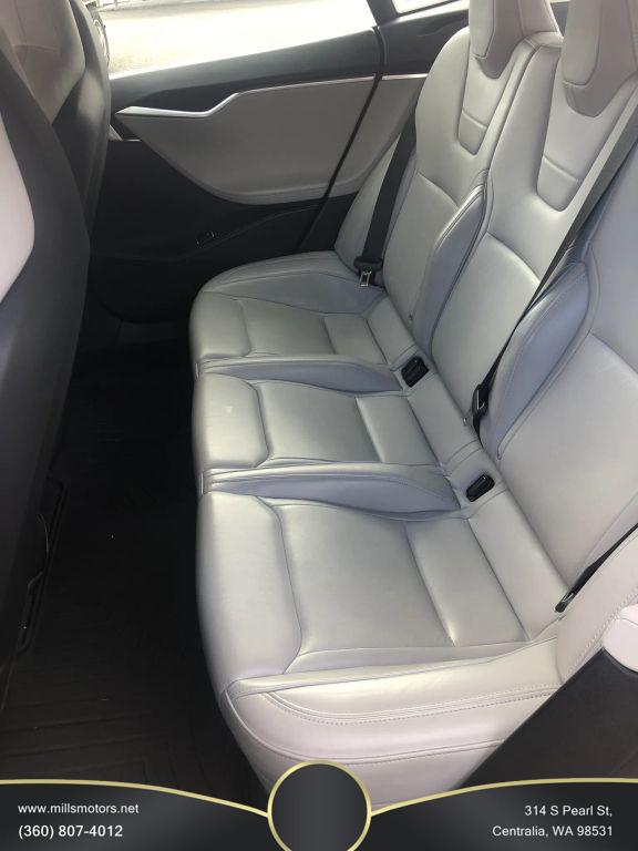 2015 Tesla Model S 85D