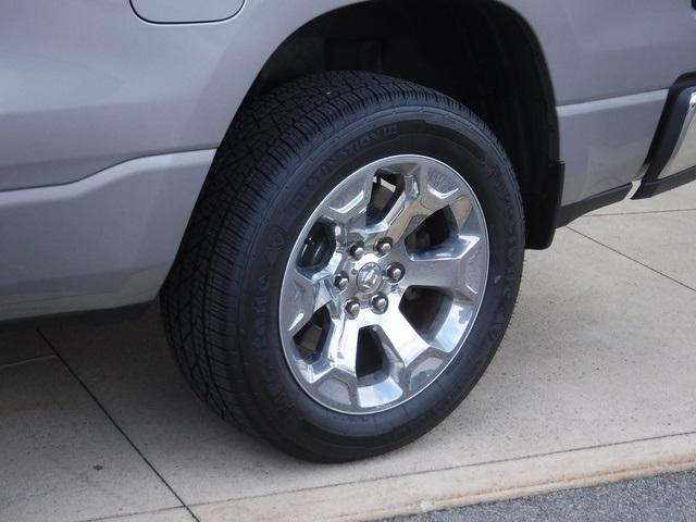 2020 RAM 1500 Big Horn Crew Cab 4x4 64 Box 2020 RAM 1500 Big Horn Crew Cab 4x4 64 Box