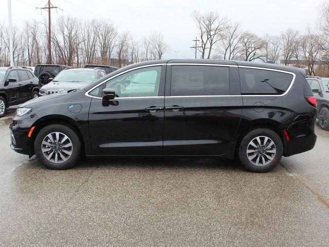 2022 Chrysler Pacifica Hybrid PACIFICA HYBRID TOURING L