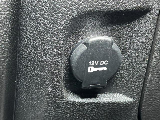 2022 RAM Ram 1500 Classic RAM 1500 CLASSIC WARLOCK QUAD CAB 4X4 64 BOX