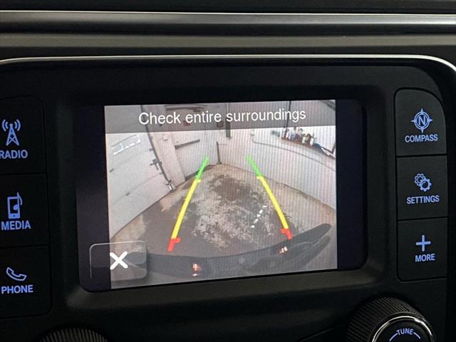 2022 RAM Ram 1500 Classic RAM 1500 CLASSIC WARLOCK QUAD CAB 4X4 64 BOX