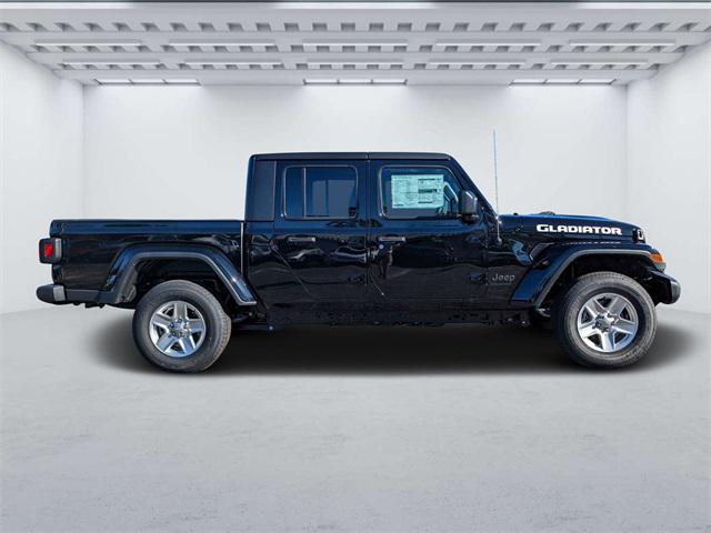 2023 Gladiator SPORT S 4wd 9