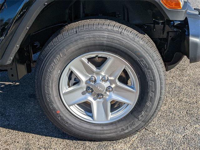 2023 Gladiator SPORT S 4wd 17