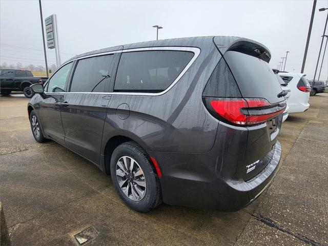 2022 Chrysler Pacifica Hybrid PACIFICA HYBRID TOURING L