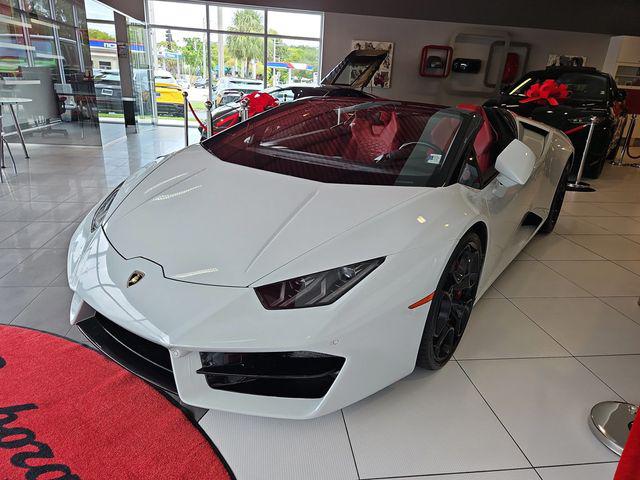 2018 Lamborghini Huracan LP580-2S 2018 Lamborghini Huracan LP580-2S