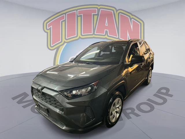 2020 Toyota RAV4 LE [10]