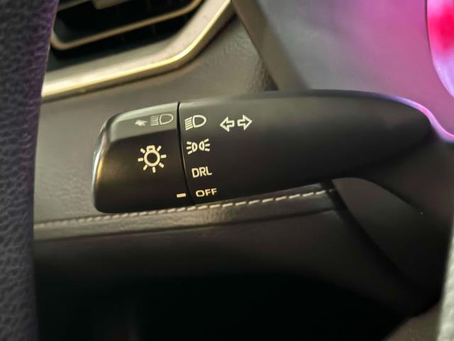 2020 Toyota RAV4 LE [20]