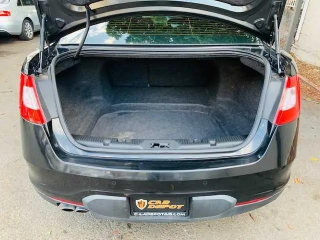 2011 Ford Taurus SEL