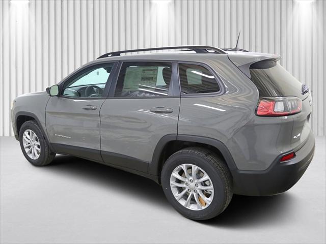 2022 Jeep Cherokee CHEROKEE LATITUDE LUX 4X4
