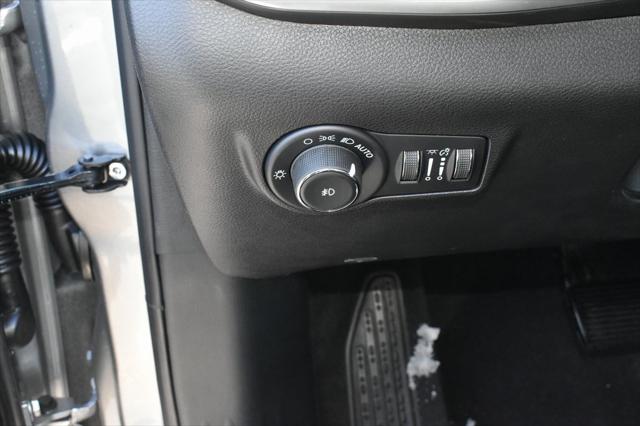 2022 Jeep Compass COMPASS LATITUDE LUX 4X4