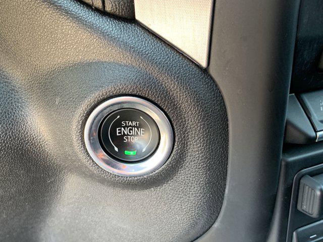 2021 GMC Sierra 1500 4WD Crew Cab Short Box SLT