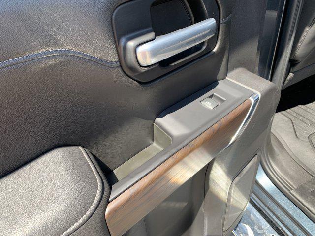 2021 GMC Sierra 1500 4WD Crew Cab Short Box SLT