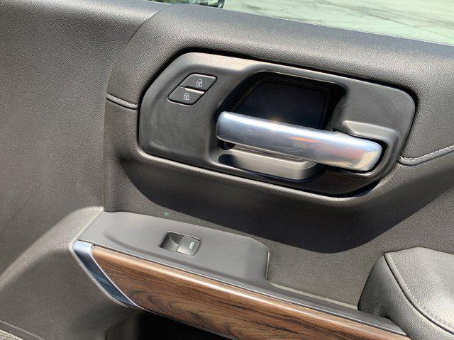 2021 GMC Sierra 1500 4WD Crew Cab Short Box SLT