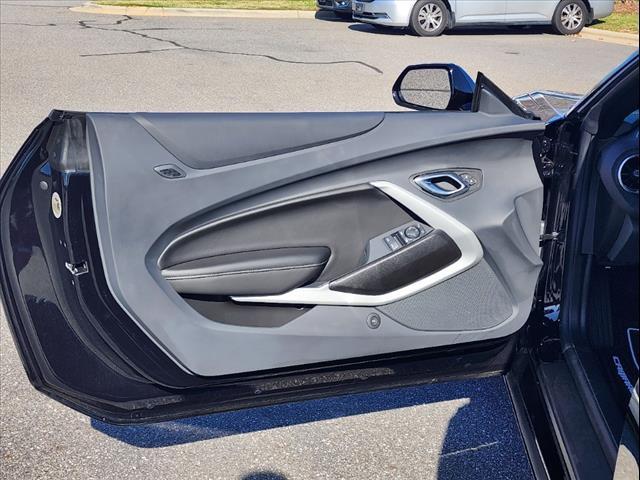 2023 Chevrolet Camaro RWD Convertible 2LT