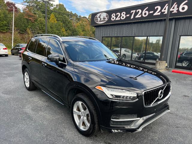 2016 Volvo XC90 T5 Momentum