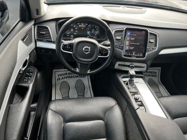 2016 Volvo XC90 T5 Momentum