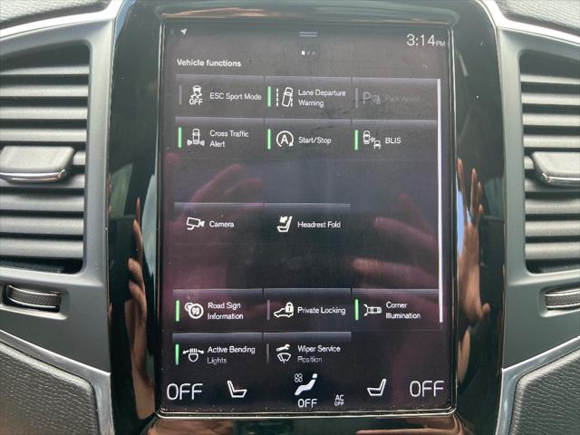 2016 Volvo XC90 T5 Momentum
