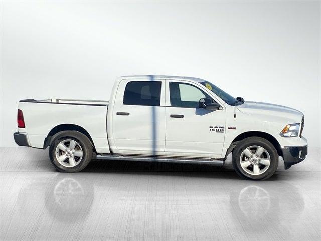 2022 RAM 1500 Classic Tradesman Crew Cab 4x4 57 Box