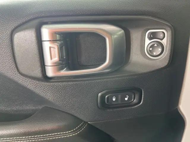 2019 Jeep Wrangler Unlimited Sahara 4x4