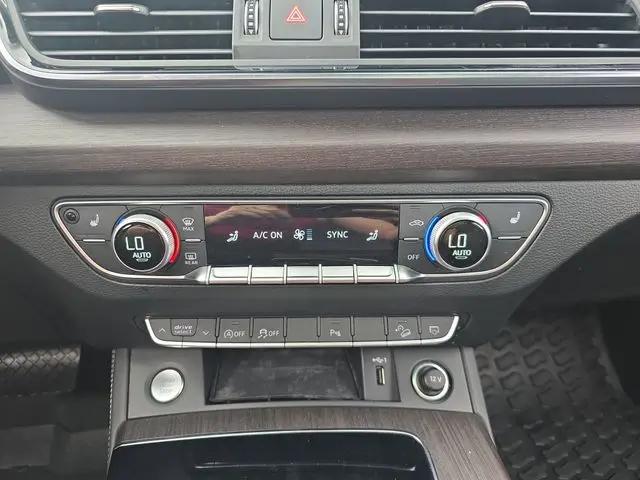 2022 Audi Q5 Premium Plus 40 TFSI quattro S tronic