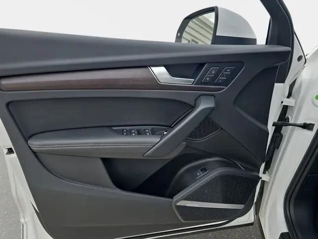 2022 Audi Q5 Premium Plus 40 TFSI quattro S tronic