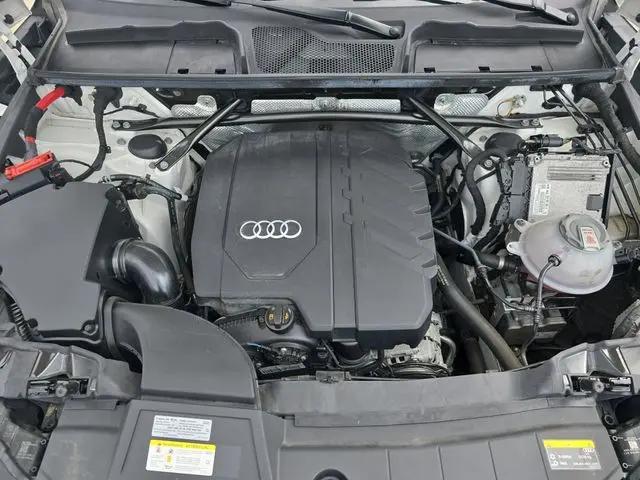2022 Audi Q5 Premium Plus 40 TFSI quattro S tronic