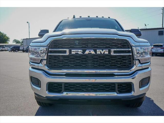 2022 RAM 2500 Tradesman Crew Cab 4x4 64 Box