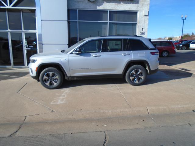 2022 Jeep Grand Cherokee 4xe GRAND CHEROKEE 4xe 2022 Jeep Grand Cherokee 4xe GRAND CHEROKEE 4xe