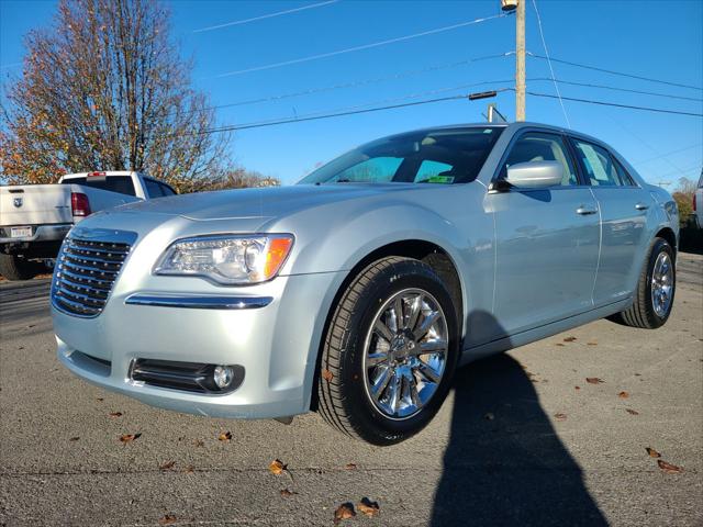 2013 Chrysler 300 Motown 2013 Chrysler 300 Motown