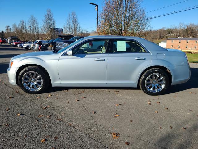 2013 Chrysler 300 Motown 2013 Chrysler 300 Motown