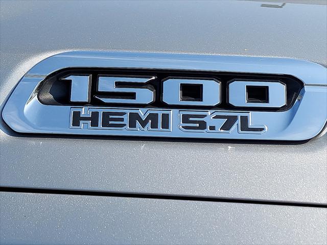 2022 RAM 1500 Laramie Crew Cab 4x4 57 Box