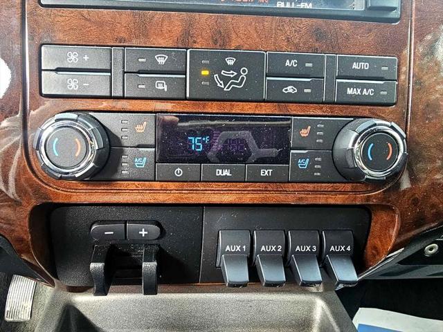 2011 Ford F-250 LARIAT