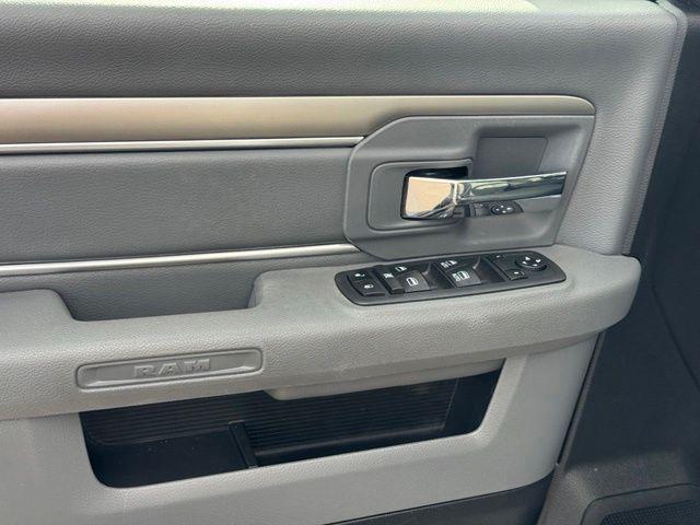 2019 Ram 1500 Classic SLT Crew Cab 4x4 57 Box