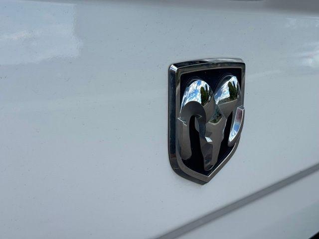 2019 Ram 1500 Classic SLT Crew Cab 4x4 57 Box