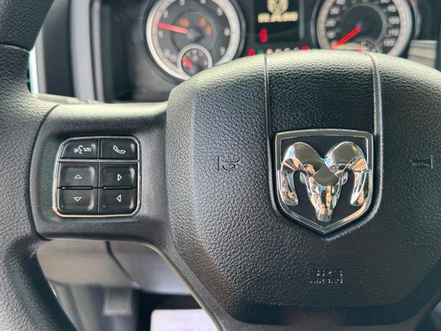 2019 Ram 1500 Classic SLT Crew Cab 4x4 57 Box