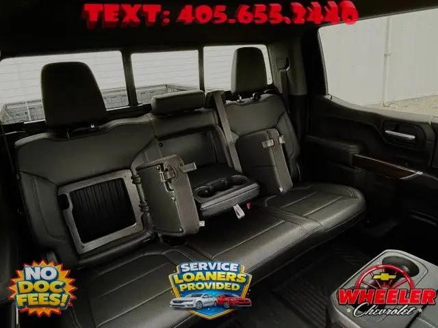 2021 Chevrolet Silverado 1500 4WD Crew Cab Short Bed RST