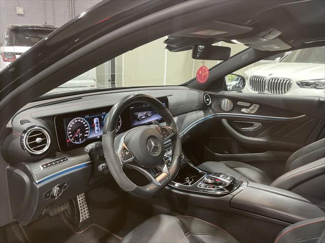 2018 Mercedes-Benz  E-Class  AMG E 43 4M..., 多伦多, 五大行Finance估价