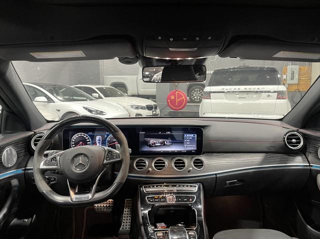 2018 Mercedes-Benz  E-Class  AMG E 43 4M..., 多伦多, 五大行Finance估价